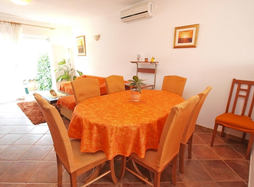 Apartment With 4 Bedrooms 446 Fažana Esterno foto